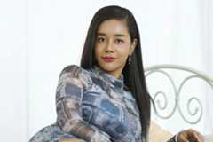 〝令和の黒船ボディー〟潮崎まりん