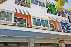 Green Harbor Hotel & Service Apartment