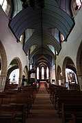 Crozon, église paroissiale Saint-Pierre, la nef 2