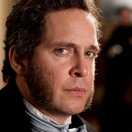 Tom Hollander
