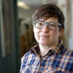 Headshot of Beth Schwartzapfel