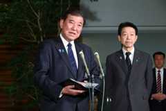 なぜ国はガソリン「暫定税率」を手放さないのか? 元官僚も問題視する自動車にかかる多数の税金