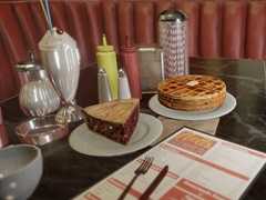 「Phasmophobia」,“Grafton Farmhouse”のリニューアルを8月12日にリリース。新マップ“Nell's Diner”の新たな情報も公開