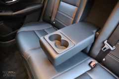 Nissan Sentra No.022 ---- 後座置物空間與巧思