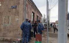 Ընտրություններ Գյումրիում՝ Չոռնի Անոյի առևանգմամբ, մեր Սարիկի թաղում բաց քվեարկությամբ, վեճերով, լավ տղեքով ու իրար վրա միլիցա բերելով