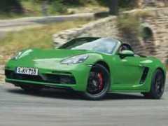 Porsche lança 718 GTS aspirado e com câmbio manual