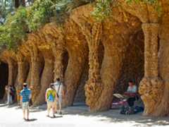 Kolonády v parku Guell