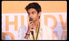 Anirudh AT BEHINDWOODS GOLD SUMMIT 2013 FILM AWARDS