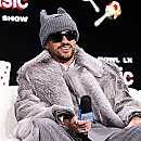 バッド・バニーの世界的成功を支える地元に根差した戦略