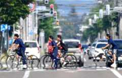 The phenomenon of water mirage in scorching heat in Obihiro City, Hokkaido Prefecture, Japan. Credit: Associated Press.