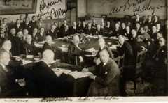 Sitzungssaal der Konferenz von Locarno, 1925