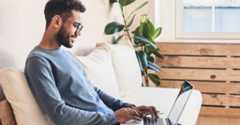 Screen Time of Americans Above Global Average: Study