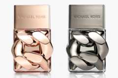 マイケル・コース25年冬フレグランス、“チェーンボトル入り”ローズやハーブの香り