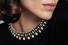 ブシュロン「セルパンボエム」新作ジュエリー、“太陽”のように輝くネックレスやイヤリング