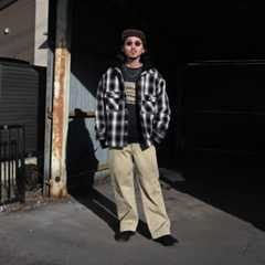 BOWWOW(バウワウ)サリッシュロッジ加工スウェット、41カーキ加工チノパンコーディネートのショップスナップ