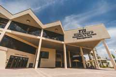 Chaplin School of Hospitality & Tourism Management