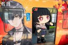 秋の京都を『鳴潮』がジャック！京阪＆叡電を黒髪セーラー女子「千咲」ラッピング電車が彩る【イベントレポ】