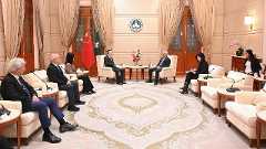 Chefe do Executivo, Sam Hou Fai, reúne-se com os membros da Comissão especializada para a fiscalização dos problemas relacionados com queixas contra a disciplina do pessoal do Comissariado contra a Corrupção, na Sede do Governo.