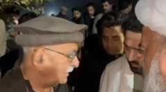 Achakzai slams authorities for blocking KP CM's visit to Imran Khan