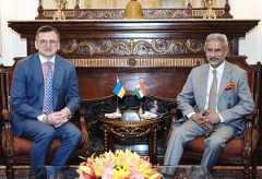 Зміцнюємо відносини з Індією