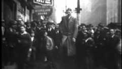 GWR classic records tallest man and largest feet