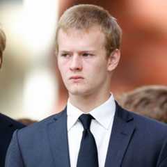 Albert Windsor, nieto del duque de Kent y soltero de oro que acompañará a la ahijada del rey Juan Carlos en su debut