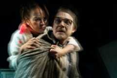 Divadlo Ungelt - Slepice na zádech