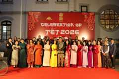 We are all set to welcome the Lunar New Year - Year of the Horse ! The Embassy family gathered, today, to jointly welcome the Lunar New Year. We believe in team spirit, happiness and being there for each other. Team India in Hanoi wishes everyone good health, happiness and success on Tet.