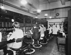 Room 60 in the Cabinet War Rooms. © IWM MH 531.