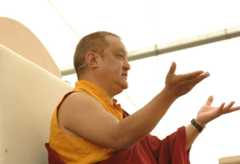 Shamar Rinpoche teaching