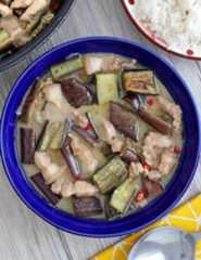 Ginataang Talong in a blue serving bowl.