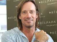 Кевин Сорбо фотографии