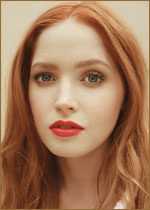 Элли Бамбер