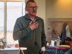 Алексей Серебряков, Елена Яковлева и Вячеслав Чепурченко снимаются в праздничном альманахе «Тюльпаны»