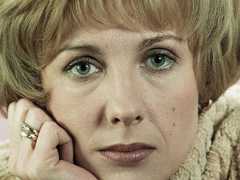 Елена Яковлева соберет любительский хор в музыкальном драмеди Ивана Соснина «Музыка нас связала»