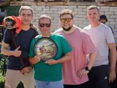 Егор Долгополов и обезьянка Чита вернулись к своим ролям в продолжении сериала «Майор и Меймун»