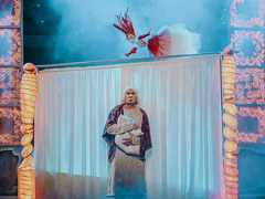 Мюзикл «Рождественская история» с Ефимом Шифриным в роли Скруджа покажут на большом экране