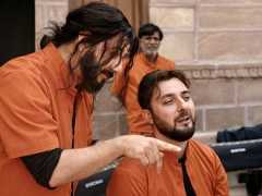 Демис Карибидис и Михаил Галустян улетели в Индию