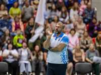 Завершились съемки продолжения волейбольной мелодрамы «Чайки»  с Михаилом Пореченковым и Равшаной Курковой фотографии