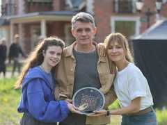 Елена Подкаминская и Антон Филипенко обнаружат в Санкт-Петербурге «Артефакты»