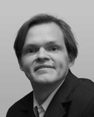 Максим Петров