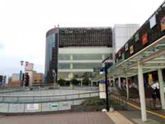 八幡西生涯学習総合センター（北九州ひとみらいプレイス）