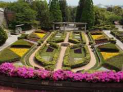 手柄山中央公園