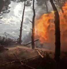 Rusia acusa a Ucrania de un ataque mortal con drones en Jersón mientras que Kyiv lo niega