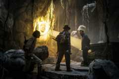 Behind the scenes of Indy and Helena entering Archimedes’ Tomb