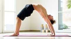 ¿Por qué deberías hacer yoga si practicas entrenamiento de fuerza?