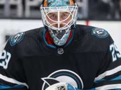 BNG-L-SHARKS-0327 San Jose Sharks' goal keeper Mackenzie Blackwood (29) gets ready for the start of the second period against the Dallas Stars at SAP Center in San Jose, Calif., on Tuesday, March 26, 2024. (Shae Hammond/Bay Area News Group)