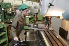 再就職の実現にあたって必要な訓練の様子3