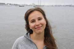 Anna Robuck Headshot