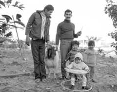 משפחה סביב עז